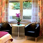 Bed and breakfast Am Hoehenweg 3*