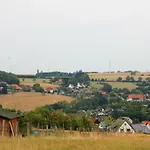 Nocleg ze śniadaniem Am Hoehenweg 3*