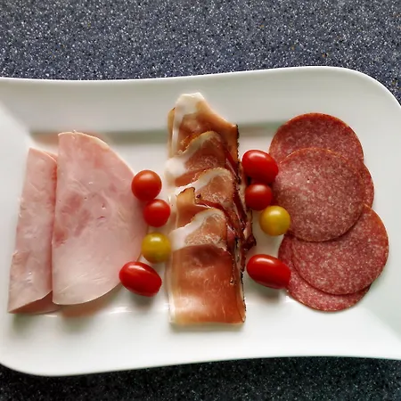 Am Hoehenweg לינה וארוחת בוקר