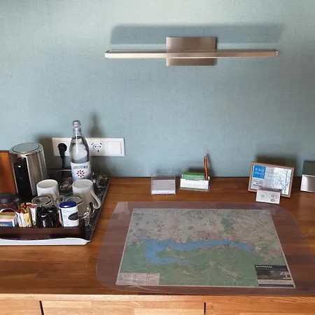Am Hoehenweg Bed and breakfast 3*