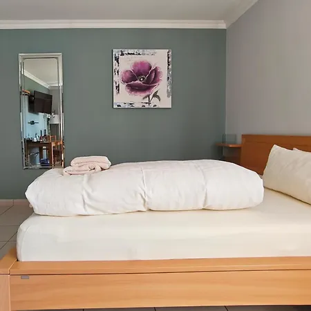Bed and breakfast Am Hoehenweg 3*