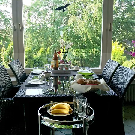 Am Hoehenweg Bed & Breakfast