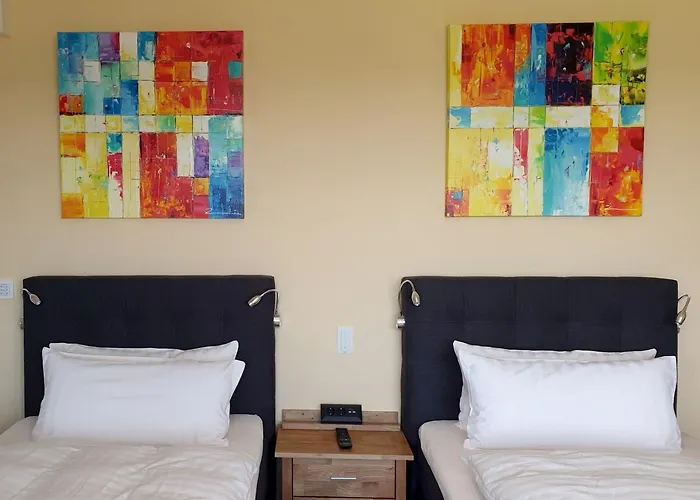 Am Hoehenweg Oda ve Kahvaltı 3*