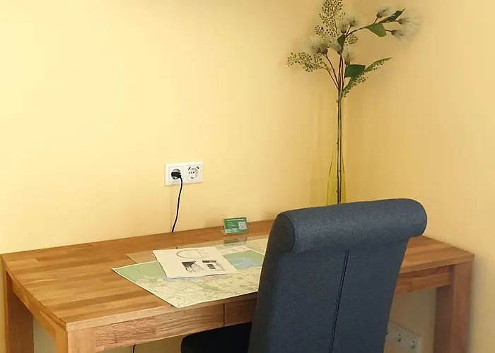 Oda ve Kahvaltı Am Hoehenweg Warstein