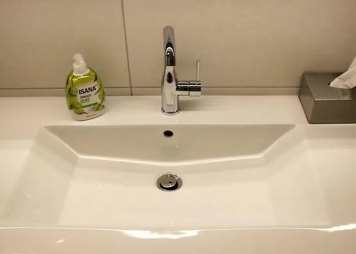 Am Hoehenweg 3* فارشتاين